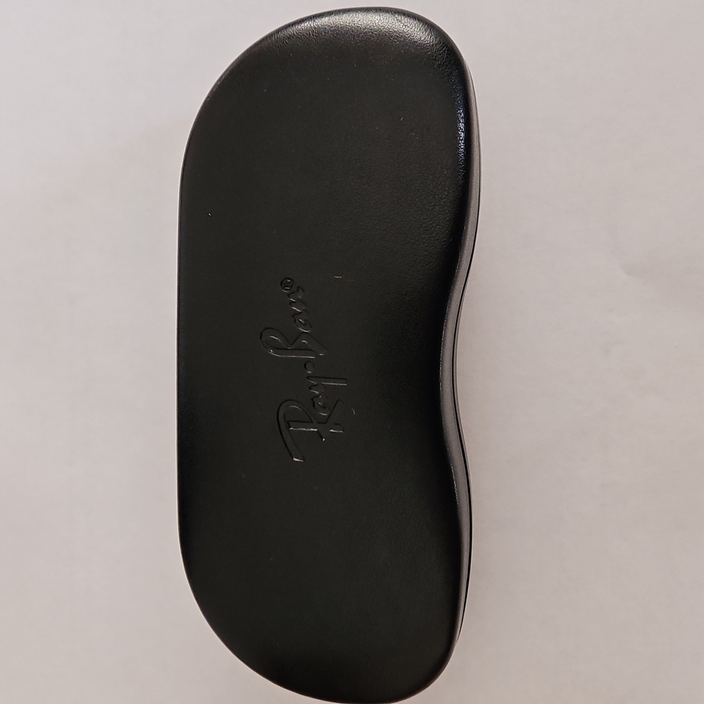 Ray-Ban Classic Black Eyewear Case - Picture 3 of 9